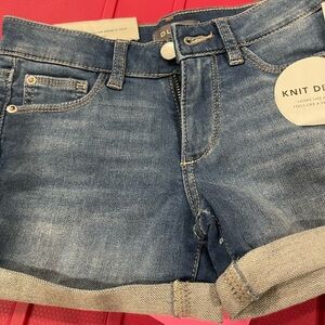 Girls denim shorts size 7 NWT